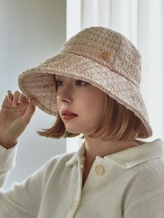 Composition : cotton 100%Color : PinkCountry of Origin : Republic of Korea Pink Cotton Hat For Spring, Pink Cotton Bucket Hat For Spring, Beige Cotton Hat For Fall, Pink Cotton Bucket Hat With Curved Brim, Trendy Pink Cotton Hat, Trendy Pink Bucket Hat For Spring, Trendy Cotton Bucket Hat, Spring Cotton Bucket Hat, Trendy Cotton Bucket Hat For Winter