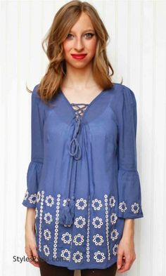 AC Lola Peasant Top In Blue Peasant Top Outfit, Hippy Clothing, Boho Leggings, Boho Peasant Top, Boho Tunic Tops, Vintage Clothes Women, Victorian Clothing, Boho Chic Outfits, Vintage Inspired Outfits