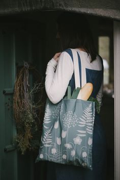 Charlotte's Garden  - a design by Hannah Nunn for the Bronte Parsonage Museum shop. Photos by Sarah Mason Photography #hellebores #ferns #tulips # alliums #victoriangarden #bronte #charlottebronte ##bronte200 #canvasbag Alligator Purse, Simple Tote