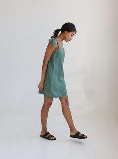 Linen mini dress linen dress linen shift dress linen | Etsy Brasil Casual Green Mini Dress With Tie Straps, Green Casual Mini Dress With Tie Straps, Spring Linen Mini Dress With Straight Neckline, Linen Mini Dress With Straight Neckline For Spring, Spring Mini Dress In Linen With Straight Neckline, Spring Mini Dress With Straight Neckline In Linen, Beach Linen Sundress With Straight Neckline, Linen Mini Dress With Square Neck, Casual Linen Dress With Adjustable Straps