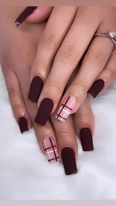 Christmas Nails Mulberry Acrylic Nails, Fall Line Nails, Thanks Giving Nails 2022, Mate Fall Nails, Fall Nails With Burgundy, Fall Nails 2023 Ballerina, Square November Nails, Burgundy Nail Art Designs Classy, Maroon Football Nails