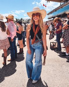 Cute Rodeo Outfits For Women, Cute Rodeo Outfits, Rodeo Outfits For Women, Stampede Outfit, Casual Western Outfits, Western Summer Outfits, Country Fall Outfits, Punchy Outfits, Cute Western Outfits