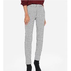 Beautiful Black And White Houndstooth Slacks. Front And Back Pockets, Great For Work With A Comfortable Stretch. Elegant Black Houndstooth Bottoms, Fitted Straight Leg Pants With Houndstooth Pattern, Fitted Houndstooth Straight Leg Pants, Elegant Black Houndstooth Pants, Fitted Tapered Leg Pants With Houndstooth Pattern, Fitted Houndstooth Pants For Business Casual, Elegant High-waisted Houndstooth Pants, Stretch Houndstooth Pants For Work, Business Casual Houndstooth Pants