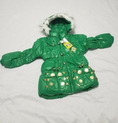 HLZFS HUAN LEZAI GIRLS COAT BRAND NEW SIZE XL. Green color Very unique Special design Including zipper and special buttons Very warm for the seasons fall and winter with Fur  inside the coat. Including special packets. Warm Cotton Outerwear For Spring, Green Winter Outerwear With Button Closure, Trendy Warm Outerwear For Spring, Trendy Hooded Outerwear With Button Closure, Warm Green Outerwear For Fall, Warm Green Winter Outerwear, Trendy Green Outerwear With Buttons, Fitted Green Winter Outerwear, Diy Jacket