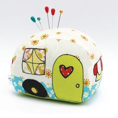 Happy Camper Pincushion Needlecraft Kit by Jennifer Jangles Needlecraft Kits, Sewing Cushions, Slice Of Cake, Sewing Pillows, Sewing Toys, Sewing Projects For Beginners, Diy Couture, Love Sewing