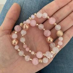 Winter 2023 Jewelry Trends, Beaded Bracelets 8mm, Semiprecious Stones Jewelry, Gemstone Bracelet Ideas, Jewelry Making Ideas Bracelets, Crystal Bracelets Diy, قلادات متدلية, Bff Bracelets