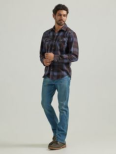 A SLIMMED-DOWN CLASSIC Designed to go with everything in your closet, our Men's Slim Fit Bootcut Jean provides the perfect mix of comfort and style. Better than classic, these bootcut jeans are crafted from a comfortable cotton blend with just a hint of stretch for added flexibility. They come with the signature five-pocket styling, "W" embroidery, a slim fit through the thigh, and a bootcut leg opening that looks great with any shoe. Bootcut Jeans Outfit Men, Dad Fits, Bootcut Jeans Outfit, Jeans Outfit Men, Workwear Jeans, Mens Bootcut Jeans, Fall Jeans, Bootcut Jean, Mens Workwear