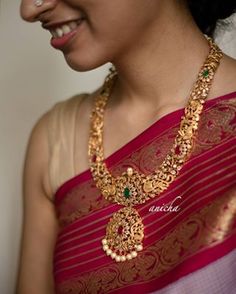 Gold Haram Designs, 22 Carat Gold Jewellery, Haram Designs, Indian Wedding Jewelry Sets, Gold Temple Jewellery, Gold Bridal Necklace, Gold Necklace Indian Bridal Jewelry