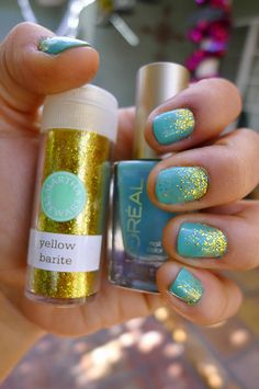 Glitter Ombre Nails Gold Toe Nails, Ombre Nails Tutorial, Matte Make Up, Do It Yourself Nails, Nail Art Diy Easy, Art Games, Ombre Nails Glitter, Art Pics, Nails Makeup