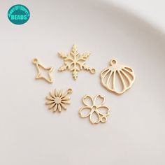 ♨Material:14K real gold plated over brass Nickle Free Lead Free ♨ Shipping: Dear,Customer,I usually ship the Item through E-pack (the updrade China Post) It will take 2-3 Weeks to US It will take 2-4 Weeks to other countries Gold Flower Charm Pendant, Gold Pendant Charm With Flower Detail, Dainty Gold Charms Nickel Free, Gold Pendant Flower Charm, Dainty Gold Nickel-free Charms, Dainty Nickel-free Gold Charms, Dainty Gold Flower Charm, Gold Flower Charm For Gift, Tiny Gold Flower-shaped Jewelry