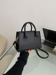 handmade bags everyday handbags for women Beg Tangan, Bags For Teens, Black Handbag, Handbag Patterns, Lv Handbags, Minimal Chic, Mini Crossbody Bag