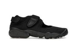 $102 Nike Air Rift, Black Shoes Women, Triple Black, Nike Sneakers, Women's Shoes, Dates, Nike Air, Sneakers Nike, Buy And Sell