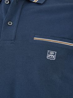 Polo Corneliani Piquet azul con detalle de rayas a contraste en mangas y cuello. Cierre con dos botones tono sobre tono, logo bordado en el bolsillo ribeteado lateral. Composición: 100% Algodón-Interno Sku:22FE13 Haiti, Logo Embroidered, Laos, Welt Pocket, Brunei, Kids Accessories, Women's Accessories, Clothing And Shoes, Shoes Mens