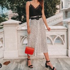 New With Tag Chic Polka Dot Summer Skirt, Chic Polka Dot Skirt For Spring, Spring Chic Polka Dot Skirt, Elegant Polka Dot Skirt For Spring, Chic Polka Dot Relaxed Fit Skirt, Chic Polka Dot Skirt Relaxed Fit, Chic Polka Dot Relaxed Skirt, Chic Polka Dot Skirt, Elegant Polka Dot Bottoms For Spring