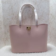 Michael Kors Manhattan Large Leather Tote Powder Blush (Light Pink) Smooth Leather. Studded Side Accents. Toggle Closure. Gold Hardware. 11" Shoulder Straps. 14-16" (L) X 11.5" (H) Elegant Pink Shoulder Bag With Metal Hardware, Elegant Pink Bags With Metal Hardware, Pink Shoulder Bag With Metal Hardware For Shopping, Feminine Pink Michael Kors Bag, Michael Kors Feminine Blush Bag, Feminine Michael Kors Bag In Blush Color, Feminine Michael Kors Blush Bag, Chic Pink Bags With Metal Hardware, Michael Kors Blush Shoulder Bag With Gold-tone Hardware