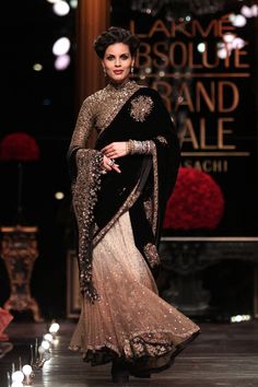 Red Haute Couture, Fashion Week Winter, Sabyasachi Mukherjee, Mumbai Fashion, Velvet Collection, Indian Couture, Saree Trends, Lakme Fashion Week, Stylish Sarees