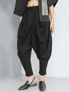 Sku CY-!25709 Material Nylon Style Loose , Plus Size , Wide Leg , Harem pants Occasion Going out , Casual Seasons Spring , Summer , Autumn Type Casual Pants Bottoms Color BLACK Size FREE SIZE Size chart: Please consult the size chart we provide for this item's measurements to help you decide which size to buy. Please note: There may be 1-3cm differ due to manual measurement. CMINCH Cm Waist Hips Length FREE SIZE 66-120 110 85 Black Harem Pants, Free Size, Hip Length, Black Color, Casual Pants, Harem Pants, Size Chart, Wide Leg, Going Out