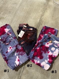 These vintage jeans have been over-dyed to create an amazing result. They are mid-rise and with a bit of stretch for a perfect fit. These jeans are perfect for fall and are waiting for you now. #distressed #jeans #fallvibes #bootcut #bleach-dye #curvy DETAILS Size:  Color: blue jeans over dyed with shades of red  Details:  over dyed, bleach-dyed OUR GUARANTEE If for any reason you're unhappy with your purchase, please return it to us for a full refund within 7 days. Gebleichte Jeans, Dyed Jeans, Dye Jeans, Bleached Jeans, Red Details, Big Shirt, Jean Vintage, Bleach Dye, Dark Blue Jeans