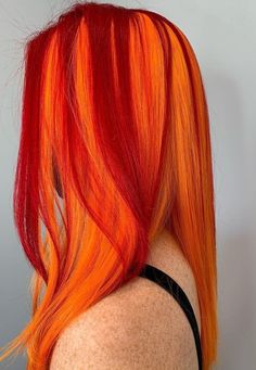 Orange Hair Balayage, Orange And Red Hair, Christmas Hair Color Ideas, Christmas Hair Color, Colored Hairstyles, Color Block Hair, Two Tone Hair