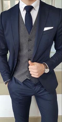 Stylish Mens Suits, Mens Business Casual Outfits, Classy Suits, Formal Men Outfit, Dress Suits For Men, Stylish Men Casual, Designer Suits For Men, Mens Casual Dress Outfits, Men Stylish Dress