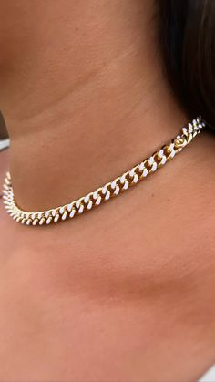 Our golden enlaced choker will elevate your outfit into another level! It's dipped in 24k Gold so it will last without tarnishing. This jewel can be styled with any outfit in your closet. Chic White Choker Jewelry, White Metal Choker For Party, Trendy Metal Choker With Gold Chain, Trendy Metal Gold Chain Choker, White Adjustable Chain Choker Necklace, White Metal Choker With Clavicle Chain, White Metal Choker Necklace, Trendy White Chain Necklace With Adjustable Chain, White Chic Chain Necklace With Adjustable Chain