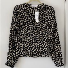 Black And White Floral Long Sleeve Top. Button Down With V-Neck Front Black V-neck Blouse With Buttons, Long Sleeve Floral Top, Black And White Floral, Tops Black, Long Sleeve Top, Button Downs, Colorful Shirts, Long Sleeve Tops, Sleeve Top