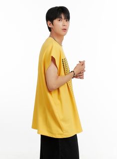 Product Detail Style : Street Occasion : Back to school Type : Men Print : Lettering Material : Cotton Sleeve : Sleeveless Neck : Round neck Fit : Oversize fit Cotton100 Color : Yellow, Black Made in Korea Model Size Model is wearing size M/L and the color Yellow. Height : 6'0" | 184cm / Top : L / Bottom : XL (32 inch) .prddescription table, .prddescription td, .prddescription th { border : 1px solid black; border-collapse : collapse; padding: 10px; } Size(Inch) Size Shoulder Bust Armhole Hem To Streetwear Muscle Tee With Relaxed Fit And Short Sleeves, Summer Muscle Tee With Letter Print And Short Sleeves, Graphic Print Short Sleeve Muscle Tee For Summer, Cotton Short Sleeve Muscle Tee For Summer, Relaxed Fit Short Sleeve Muscle Tee For Streetwear, Summer Streetwear Short Sleeve Muscle Tee, Summer Letter Print Muscle Tee For Streetwear, Casual Relaxed Fit Muscle Tee For Streetwear, Casual Muscle Tee For Spring Streetwear