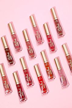 Long-wearing innovative ultra-matte lipstick with the staying power of a stain and the intense color of a liquid lipstick. Keep Lips Moisturized, Too Faced Melted Matte, Kids Unicorn Party, Longwear Lipstick, Matte Lipstick Shades, Too Faced Melted, Matte Lipsticks, Long Wear Lipstick, Smooth Lips