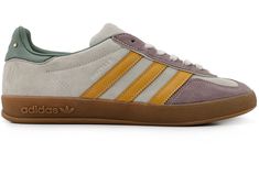 Adidas Gazelle Indoor, Yellow Adidas, Funky Shoes, Adidas Trainers, Adidas Spezial, Sneakers Adidas, Hot Sneakers, Adidas Gazelle, Adidas Samba