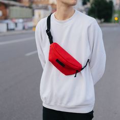 Red Casual Chest Bag For Everyday Use, Casual Red Chest Bag For Everyday Use, Casual Everyday Chest Bag With Zipper Pouch, Casual Chest Bag With Zipper For Daily Use, Casual Red Chest Bag For Daily Use, Casual Red Belt Bag For Daily Use, Cool Fanny Packs, Fanny Pack Women, Hip Pack