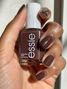 Moca Nail Color, Dark Brown Nails, Essence Nails, Essie Nail Polish Colors, Nails Essie, Bridesmaid Updo