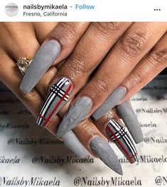 Red And Gray Nails, Red Plaid Nails, Pretty Nail Designs Acrylics, Burberry Nails, Tumblr Nail Art, Plaid Nail Designs, Pretty Nails Glitter, Fall Thanksgiving Nails, Nail Design Video