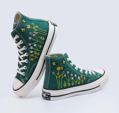 🧵 Handcrafted Embroidery & Unique Patterns Each pair of Converse is carefully hand-embroidered, impressive and unique designs that set your sneakers apart.  Pricing The listed price includes both the Converse shoes and the custom embroidery designs on them. 💬 Customizable Options -  We offer various types of Converse shoes! If you'd prefer a different style, feel free to message us. You can also send us your own pair of shoes for customization. Delivery takes 8-14 days, not including the time 1970s Shoes, Baskets Converse, Embroidered Sneakers, Embroidered Converse, Logo Animal, Wedding Converse, Style Converse, Custom Converse, Embroidered Shoes