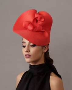 Ascot Red fascinator hat for woman. This ladies wedding hat red has been decorated with an elegant red bow that creates a beautiful draw.  It is an elegant red derby fascinator that you can wear for Melbourne Cup, Polo Cup, Kentucky derby, Royal Ascot horse races, weddings, cocktails, Tea Party... It is mounted on a headband that allows to tilt the hat to the liking of each one. The fascinator has been hand sewn. If you would like to change any colors or items of the hat please contact us to mee Red Hat Fascinator For Races, Red Headband Fascinator For Races, Ladies Wedding Hats, Red Spring Party Fascinator, Red Spring Event Fascinator, Luxury Red Fascinator, Ascot Horse Racing, Kate Middleton Hats, Red Fascinator