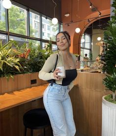 Coffee Shop Date, Coffee Date Outfit, Coffee Date Outfits, Outfits For Mexico, Modesty Outfits, Date Outfit, City Outfits, Coffee Date, Simple Trendy Outfits