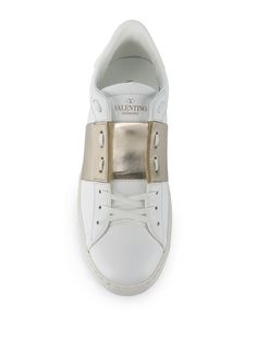 Valentino Garavani Open Leather Sneakers - Farfetch Valentino Shoes Outfit, Valentino Garavani Sneakers, Valentino Sneakers, Fashion Wishlist, Valentino Shoes, Leather Trainers, Pink Princess, Sneakers Outfit, Casual Style Outfits