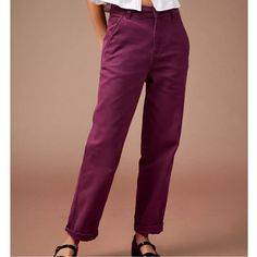 Brand New With Tags. Dickies Canvas Low-Rise Carpenter Pant Dark Purple. Size 6. Product Sku: 80318405; Color Code: 051 Carpenter Pants From Dickies Made From A Cotton Canvas Material. Cut With A Low-Rise And A Baggy Wide-Leg Silhouette. Finished With Cargo Detailing At Each Side. Features - Dickies Carpenter Pant - Baggy Fit Throughout - Pockets At The Back And Sides - Zip Fly Content + Care - 100% Cotton - Machine Wash - Imported *Smoke Free Home Purple Relaxed Fit Straight Leg Pants, Purple Straight Leg Workwear Bottoms, Purple Tapered Leg Bottoms For Spring, Mid-rise Purple Cotton Pants, Purple Relaxed Fit Bottoms For Work, Purple Relaxed Fit Pants For Work, Purple Cotton Tapered Leg Bottoms, Dickies Scrub Pants, Dickies Overalls