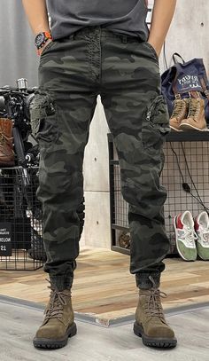 David Beckham, Clothing Styles, Mens Clothing, Love Life, Cargo Pants, Straight Leg Jeans