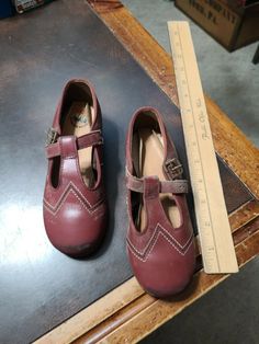 Vintage 1950-60s Buster Browns Children Shoes. Thanks for looking at our items. We take a lot of time going all over the place trying to find things that are neat. I have been on eBay over 25 years. I'm an honest dealer and try my best.  Please e-mail me prior to leaving feedback if there are any problems or concerns with your purchase, I will be happy to work with you. Below are a few things we like to mention. We hope to see you check out of items again! ·        We will combine shipping for m 60s Girl, Buster Brown, Children Shoes, My Dream Wardrobe, I Will Be Happy, 50s Fashion, School Shoes, Mary Jane Sneaker