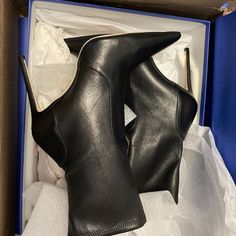 I Bought These Amazing Stuart Weitzmans But They Didn't Fit And I Waited Till Outside The Return Window. They're Not Worn. I Paid $595 For Them But Am Happy To Sell Them For $299. Here Is The Description From The Website: Https://Www.Stuartweitzman.Com/Products/Stuart-100-Stretch-Bootie/S6984.Html The Stuart 100 Stretch Bootie Stays True To Our Iconic Flawless-Fit Sock Bootie Construction To Offer A Timelessly Sophisticated Look. Meticulously Crafted By Our Artisans In Spain, It Features Modern, Fitted Closed Toe Heeled Boots For Office, Ankle-high Heels With Leather Sole For Business, Luxury Fitted Ankle-high Heeled Boots, Chic Fitted Calf Leather Heels, Chic Boots With Pointed Toe And Removable Insole, Closed-toe Calf Leather Heels, Chic Pointed Toe Boots With Removable Insole, Fitted Almond Toe Heels In Calf Leather, Fitted Ankle-high Heeled Boots With Leather Sole