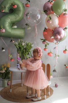 Outside 1st Birthday Photoshoot, Fairy Birthday Photoshoot, Kid Birthday Decorations, Kids Birthday Photoshoot Ideas, Second Birthday Photoshoot, 3rd Birthday Photoshoot, Wall Art Projects, Budget Friendly Living Room, Cake Balloons