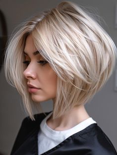 Elevate Your Style with a Stacked Bob Haircut Layered Graduated Bob Haircut, Short Stacked Hairstyles, Stacked A Line Bob, Medium Stacked Bob Hairstyles, Medium Stacked Haircuts, Triangular Graduation, Chin Bob, White Hair Toner, Stacked Hairstyles