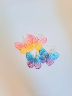 Beautiful spring earrings. Purple and pink butterflies. Holographic Butterfly, Butterfly Earring, Spring Earrings, Earrings Purple, Pink Butterfly, Butterfly Earrings, Jewelry Earrings Dangle, Etsy Earrings, Butterflies