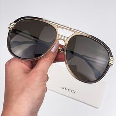 Gucci Gg1104s 003 Sunglasses Transparent Brown Gold Brown Pilot Unisex Brand: Gucci Model: Gg1104s Color Code: 003 Gender: Men/Unisex Frame Colour: Transparent Brown Gold Frame Shape: Pilot Frame Style: Full Rim Frame Material: Acetate Lens Material: Nylon Lens Color: Brown Lens Protection: Category 3 Size: 61x16x145 100% Uv Protection Made In Italy. Full Retail Package With All Accessories: Case, Cloth And All Paperwork. 100% Authentic! Gucci Beige Tinted Sunglasses, Gucci Brown Tinted Aviator Sunglasses, Gucci Brown Aviator Sunglasses With Uv Protection, Chic Gucci Aviator Sunglasses With Gradient Lenses, Trendy Gucci Aviator Sunglasses For Summer, Sunglasses Transparent, Sunglasses Men Vintage, Black Sunglasses Square, Silver Sunglasses