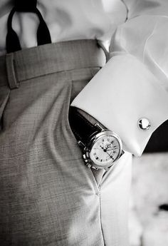 Details of style... A Man In A Suit, Man In A Suit, Mens Lifestyle, Well Dressed, Stylish Men, Gq