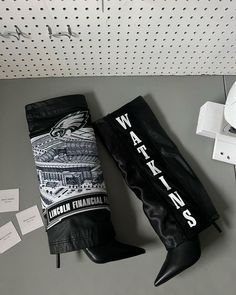 Fully Custom Eagles Watkins boots 🖤 made from leather, jerseys, satin and Lincoln Financial Field patch 🏈🦅 | Instagram Custom Game Day Outfit, Eagles Outfit, Hoco Fits, Football Game Day Outfit, Football Gf, Gf Outfits, Basketball Wife, Customized Jacket, Diy Boots