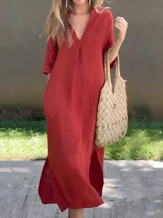 Solid Shift Midi Dress For Vacation, Beach Shift Midi Dress In Solid Color, Solid Shift Maxi Dress For Vacation, Beach Shift Midi Dress, Solid Shift Dress For The Beach, Solid Color Midi Beach Dress For Fall, Solid Color Fall Beach Maxi Dress, Casual Solid V-neck Midi Dress, Casual Longline Solid Color Midi Dress