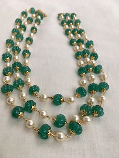 Beads Jewellery Designs Ideas, Emerald Beads Jewelry Indian, Green Beads Jewellery Designs, Pearl Jewelry Design, Gold Pendant Jewelry