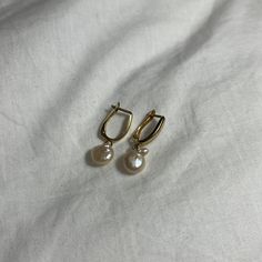 14k Gold Earring With Pearls Gold Earring, Gold Earrings, Jewelry Earrings, Womens Sizes, Women Jewelry, Gold, Women Shopping, Color