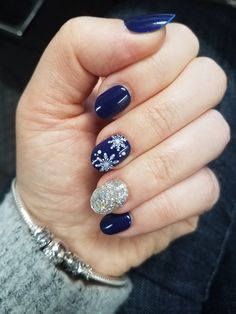 Winter Blue Snowflake Nails, Navy Nails With Snowflake, Navy Blue Snowflake Nails, Navy Snowflake Nails, Blue Snowflake Nail Design, Blue And Silver Gel Nails, Navy Sparkle Nails, Blue Snowflake Nails Acrylic, Navy Winter Nails